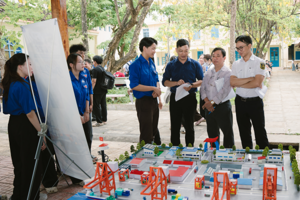 Ngày hội STEM 2026: Sôi động sáng tạo tại Khoa Kỹ thuật biển – Trường Kỹ thuật và Công nghệ, Trường Đại học Nha Trang