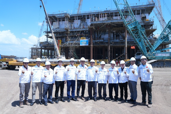 ĐOÀN CÔNG TÁC TRƯỜNG ĐẠI HỌC NHA TRANG THĂM VÀ LÀM VIỆC TẠI CÁC DOANH NGHIỆP CÔNG NGHIỆP BIỂN HÀNG ĐẦU TẠI VŨNG TÀU